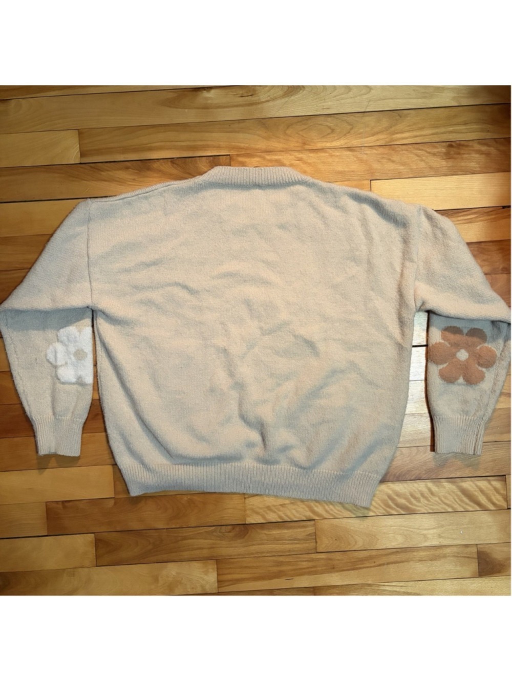 Dreamers By Debut Daisy Floral Knit Sweater - Medium 🌸 - Picture 2 of 10